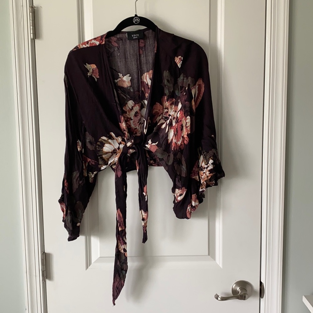 Vici front tie crop top